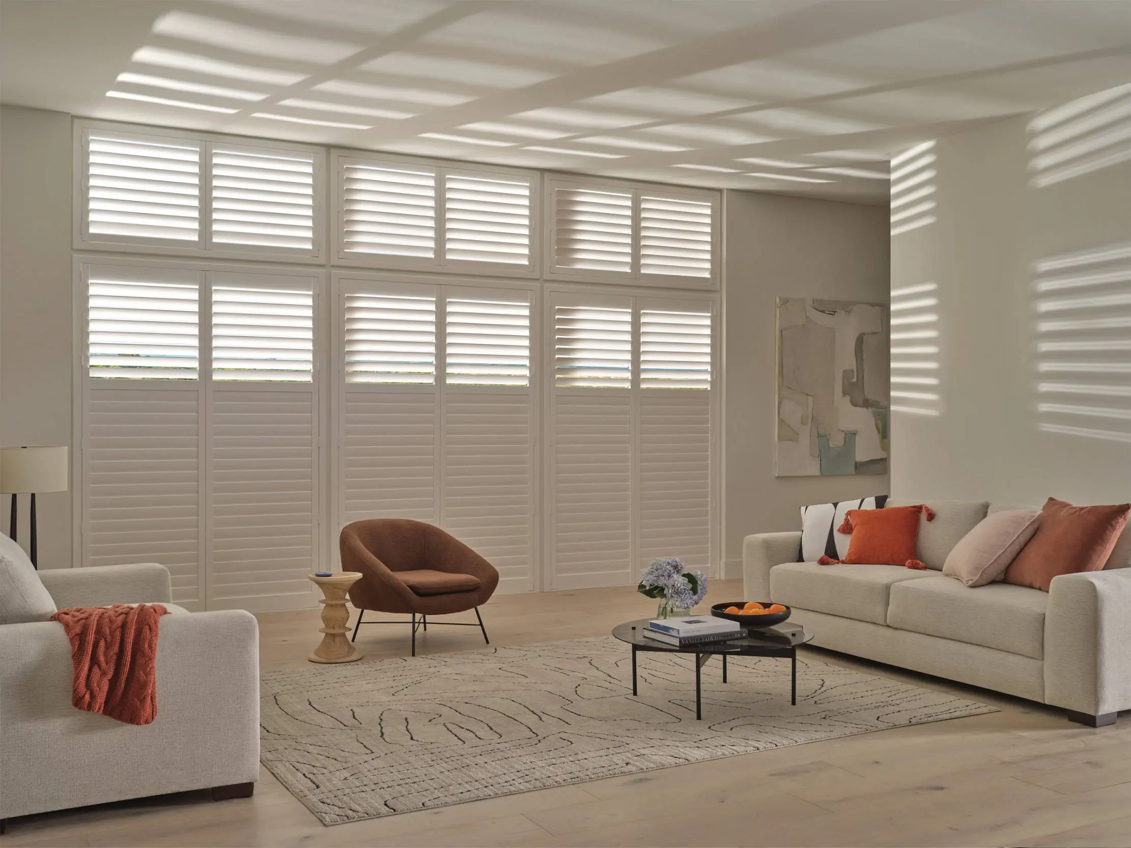 _2024 PB Standard Hinged Living Room MedDetail 1